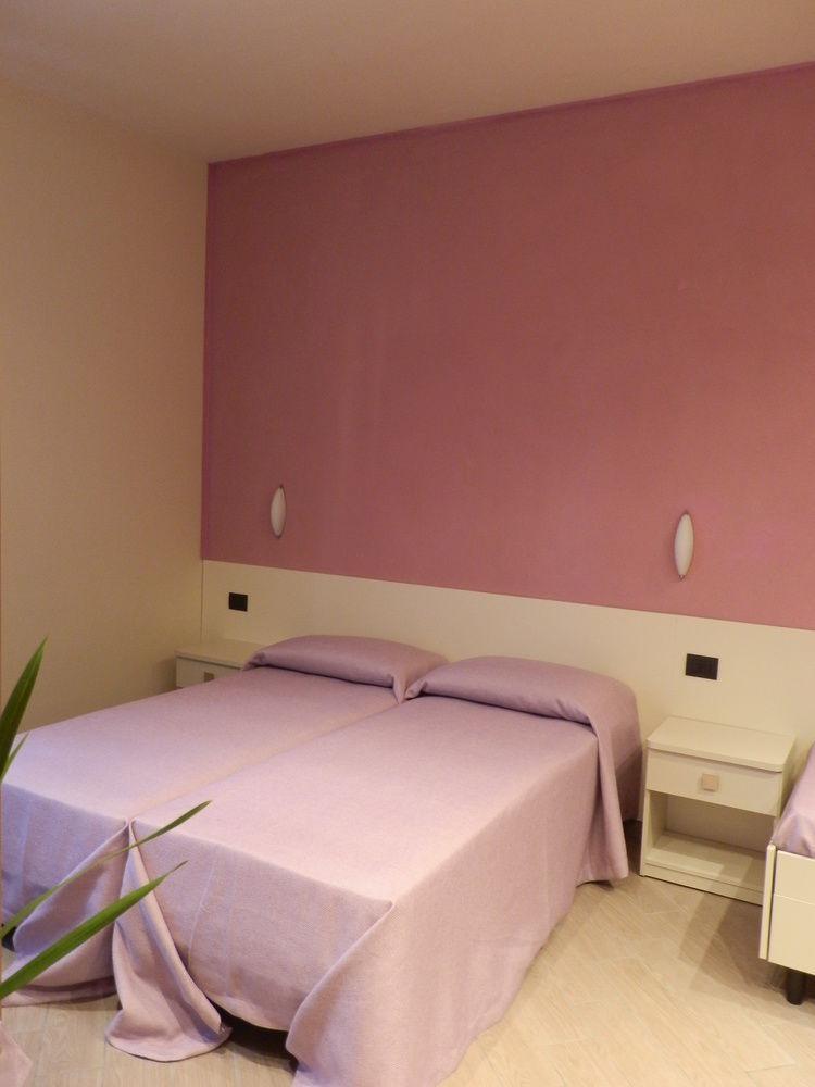 Affittacamere Serena Piacenza Buitenkant foto